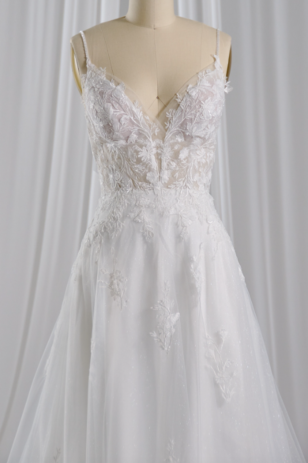 Maggie Sottero Rayna (23MB661A01) 0