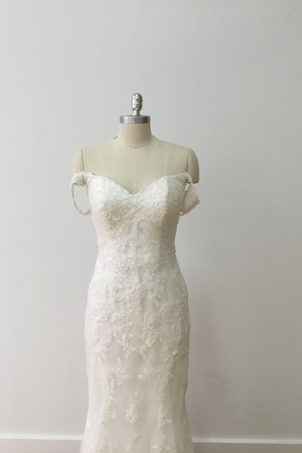 Essense of Australia D3960-L 4