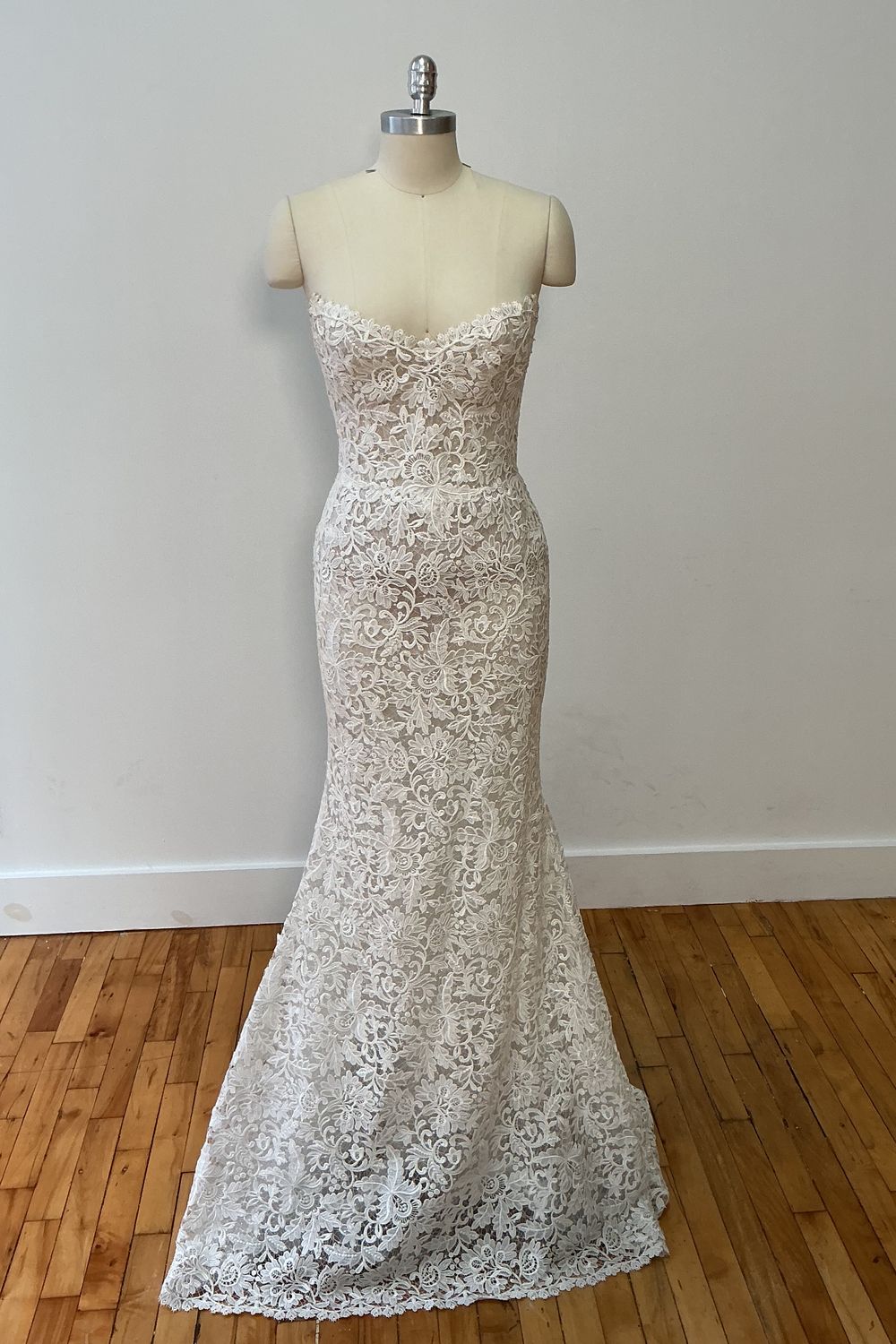 Lee Petra Grebenau SAINT-DRESS 2