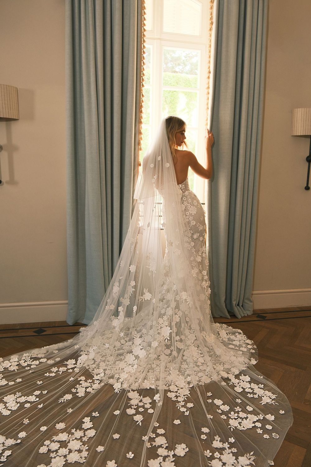 Lee Petra Grebenau Capri-Dress 1