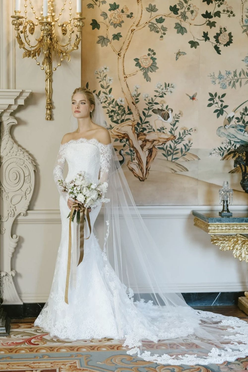 Never Worn Anne Barge Collier Wedding Dress Never Worn Anne Barge Collier Wedding Dress