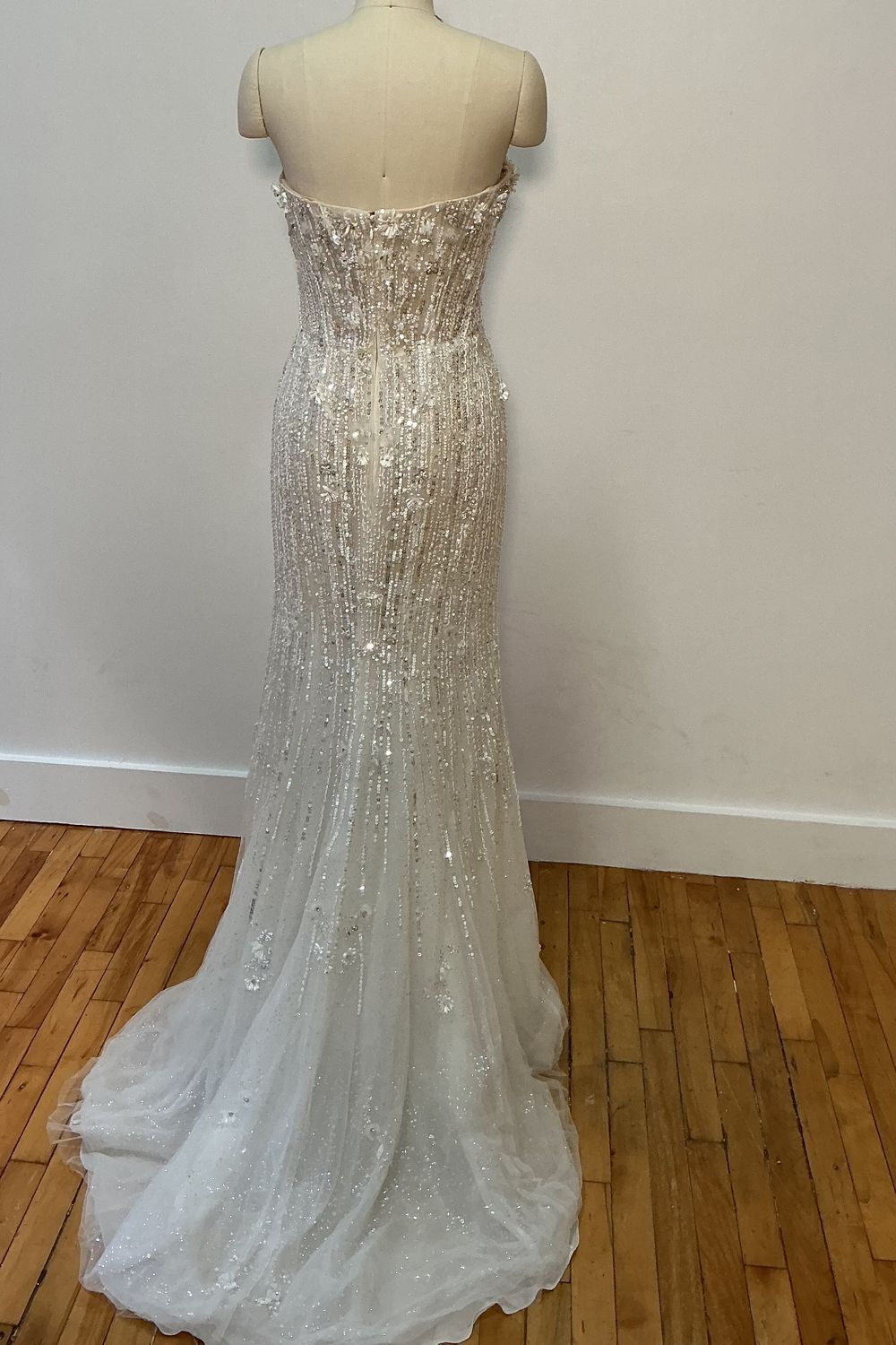 Nicole and Felicia Valerie-Gown 1