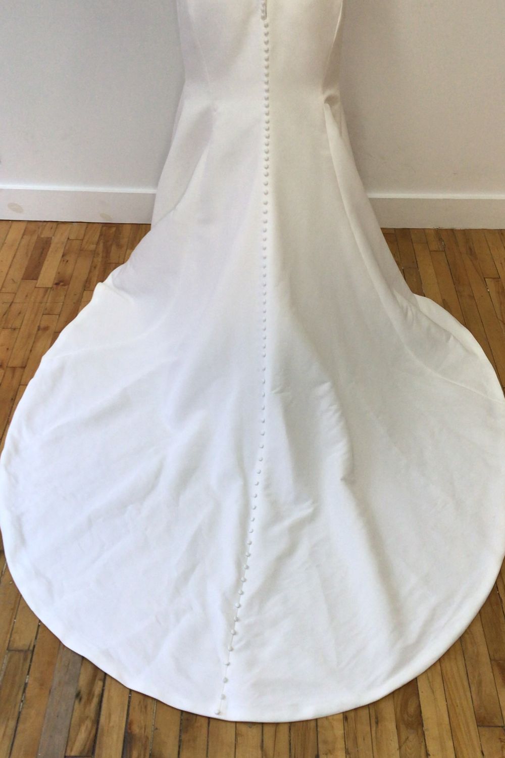 Maggie Sottero AnnikaGown-XS 5