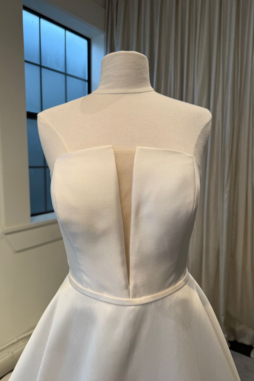 Pronovias Ozen 4