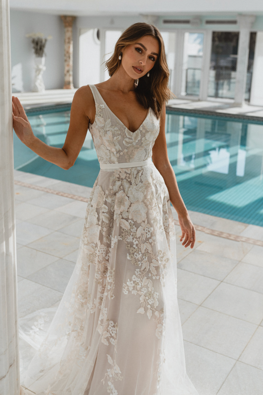 Anna Campbell Hazel 0