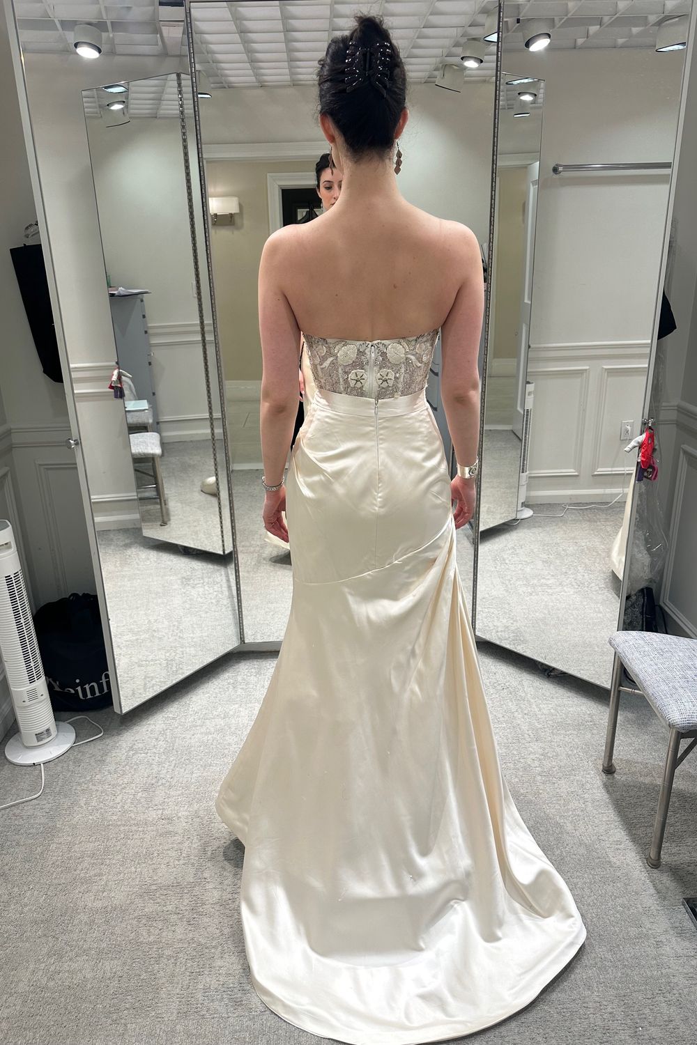 Monique Lhuillier Magical 7