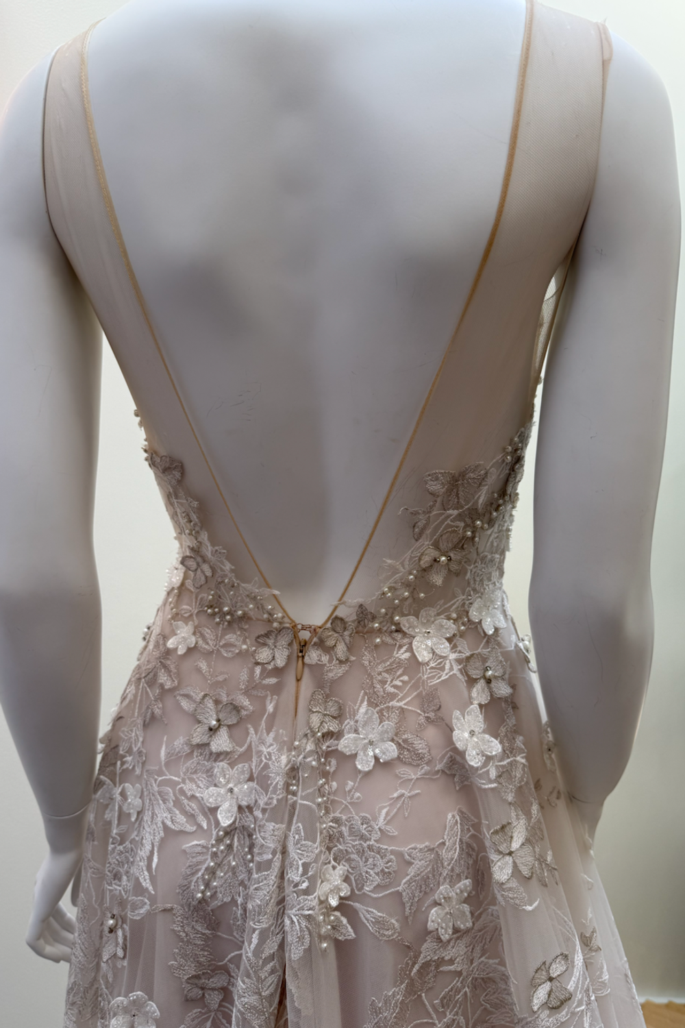 Liz Martinez Daphne 2