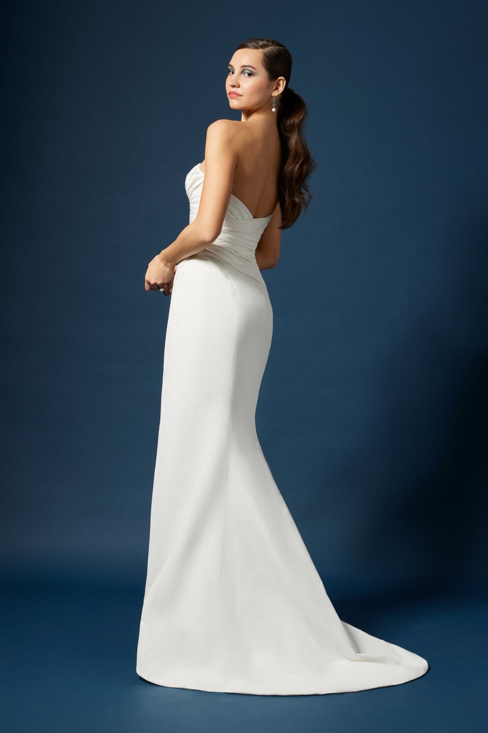 Lazaro Kiki w/ Overskirt 2