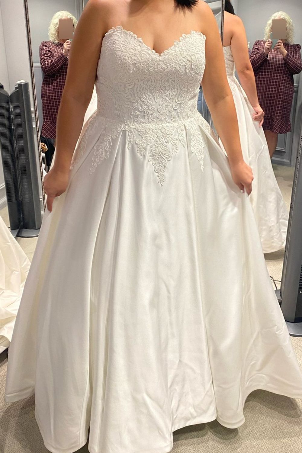 Never Worn Kleinfeld Kleinfield Exclusive Wedding Dress Never Worn Kleinfeld Kleinfield Exclusive Wedding Dress