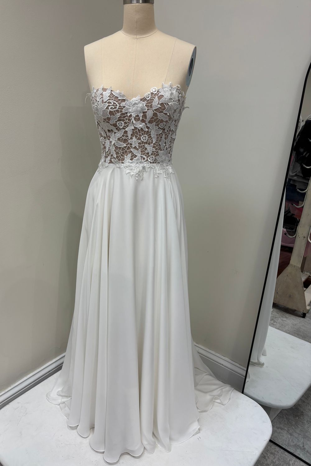 Olia Zavozina Brianna 2