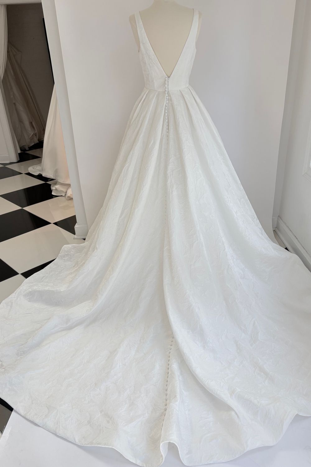 Essense of Australia D4140 3