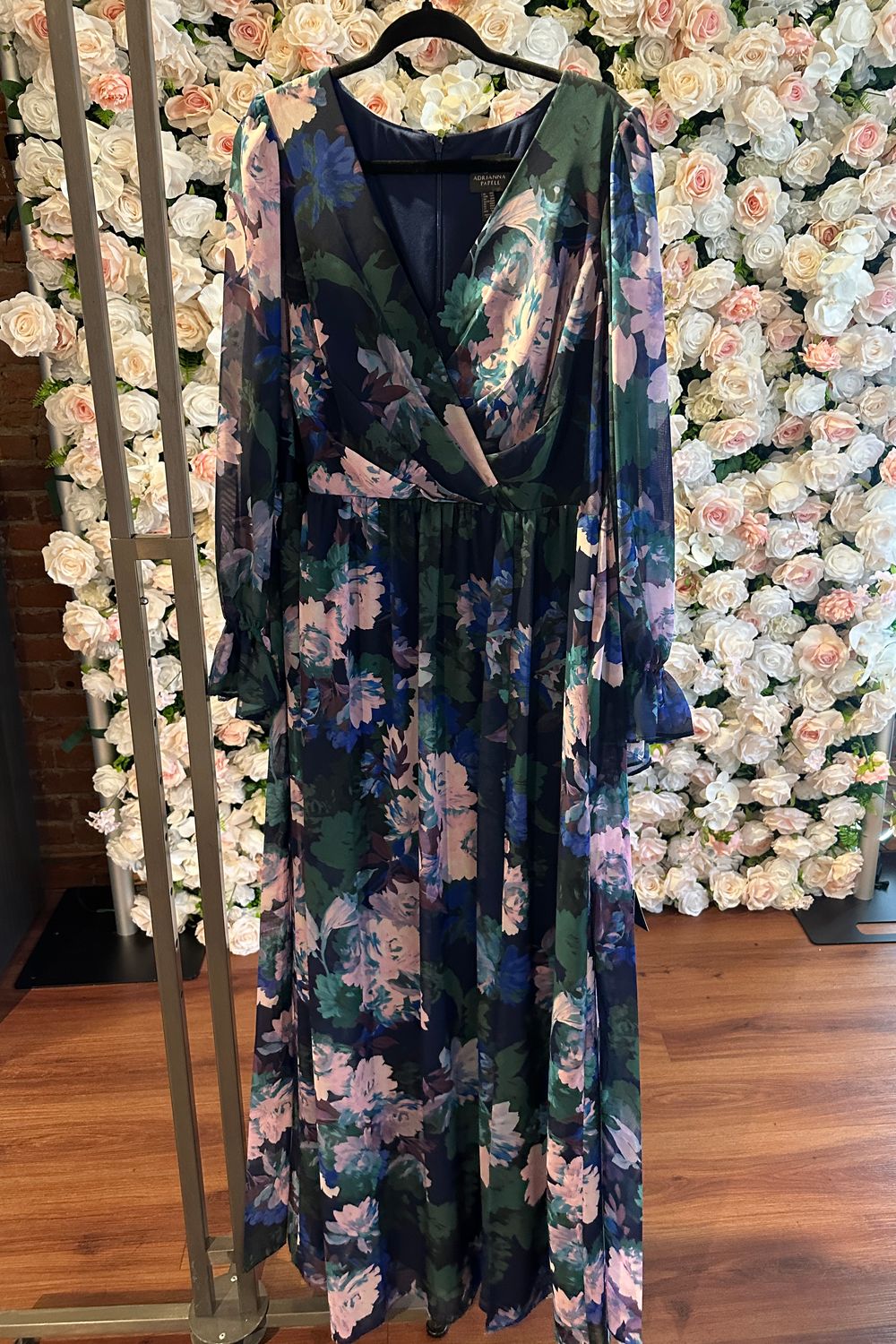 Never Worn Adrianna Papell AP1E210216 "Mother Of" Dress Never Worn Adrianna Papell AP1E210216 "Mother Of" Dress