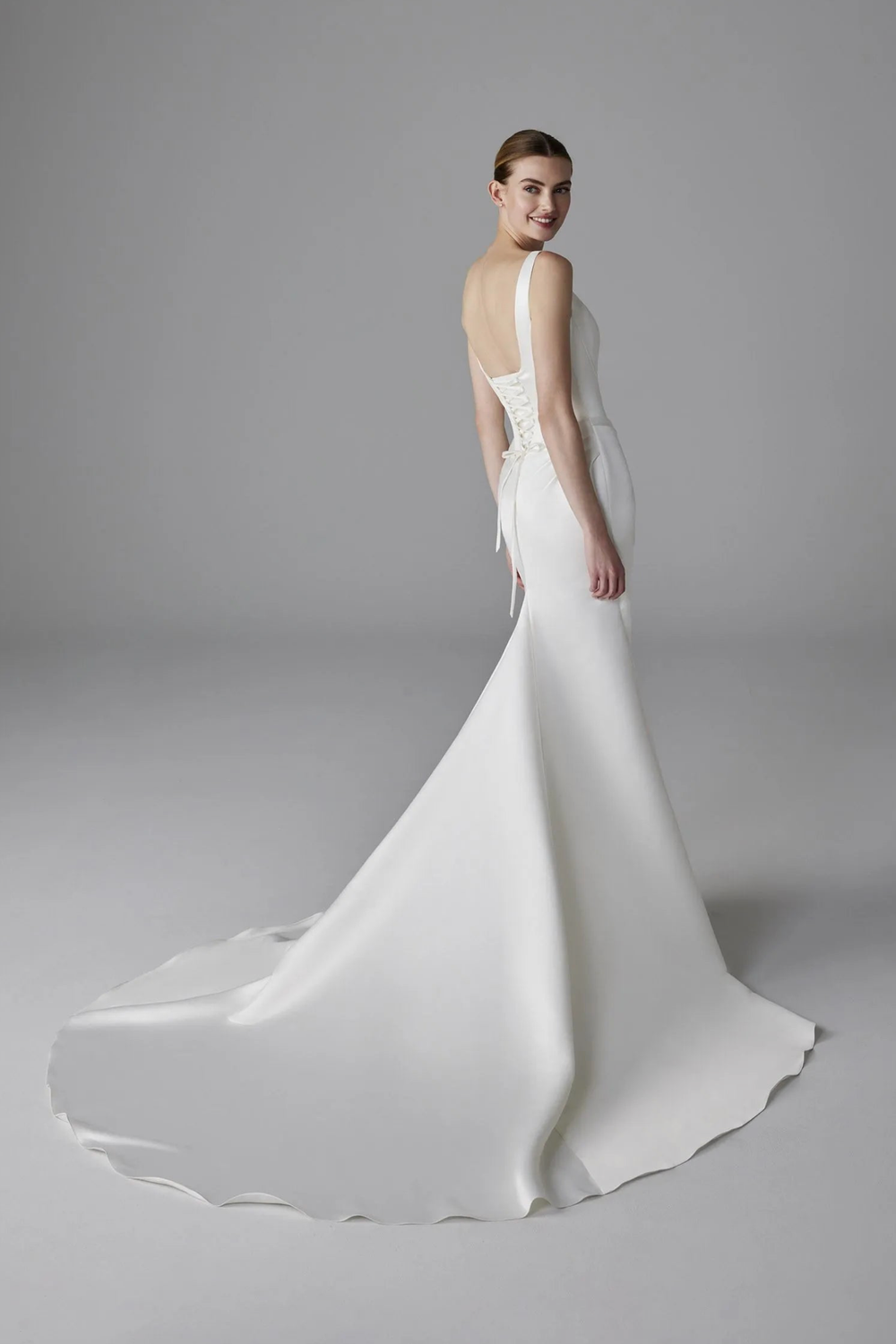 Pronovias Dennise 5
