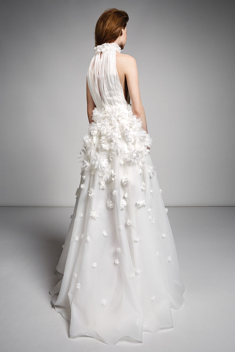 Viktor & Rolf ETHERAL MILLEFEUILLE FLOWER GOWN 1