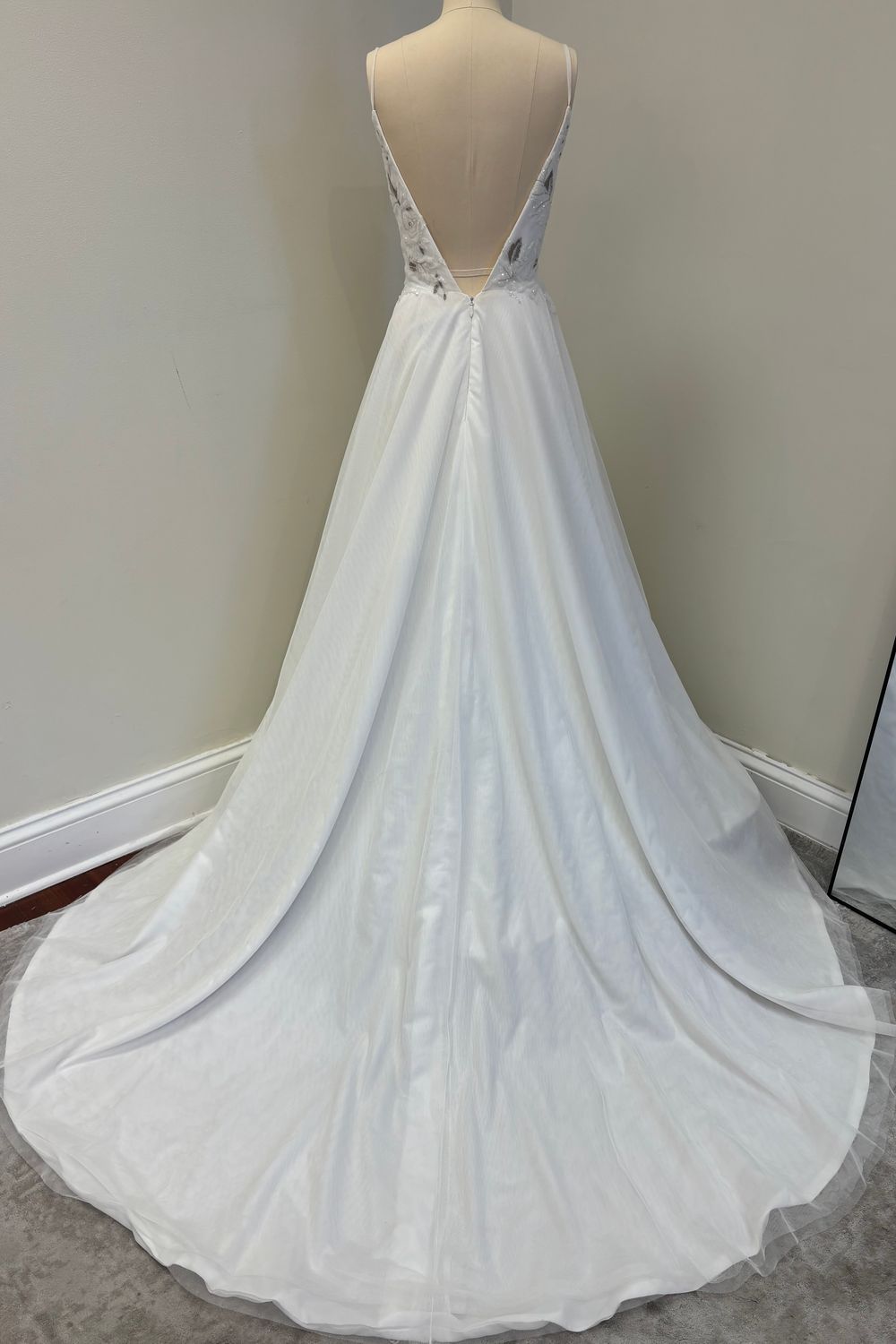 Olia Zavozina Lainey 2