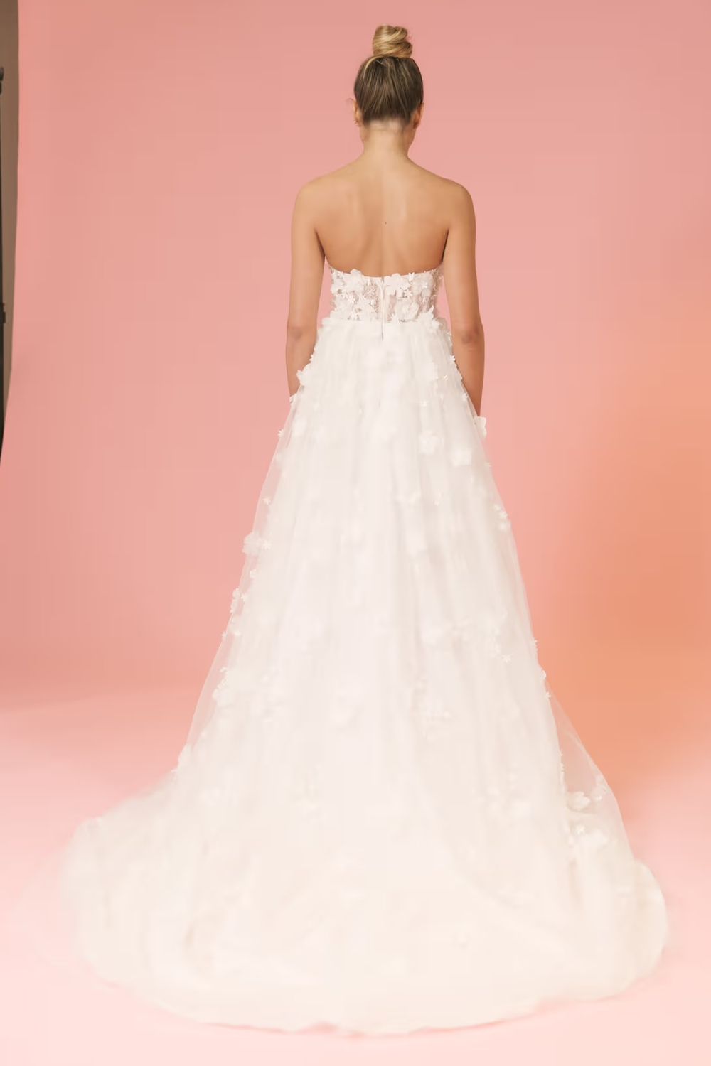 Olia Zavozina Lulu 3