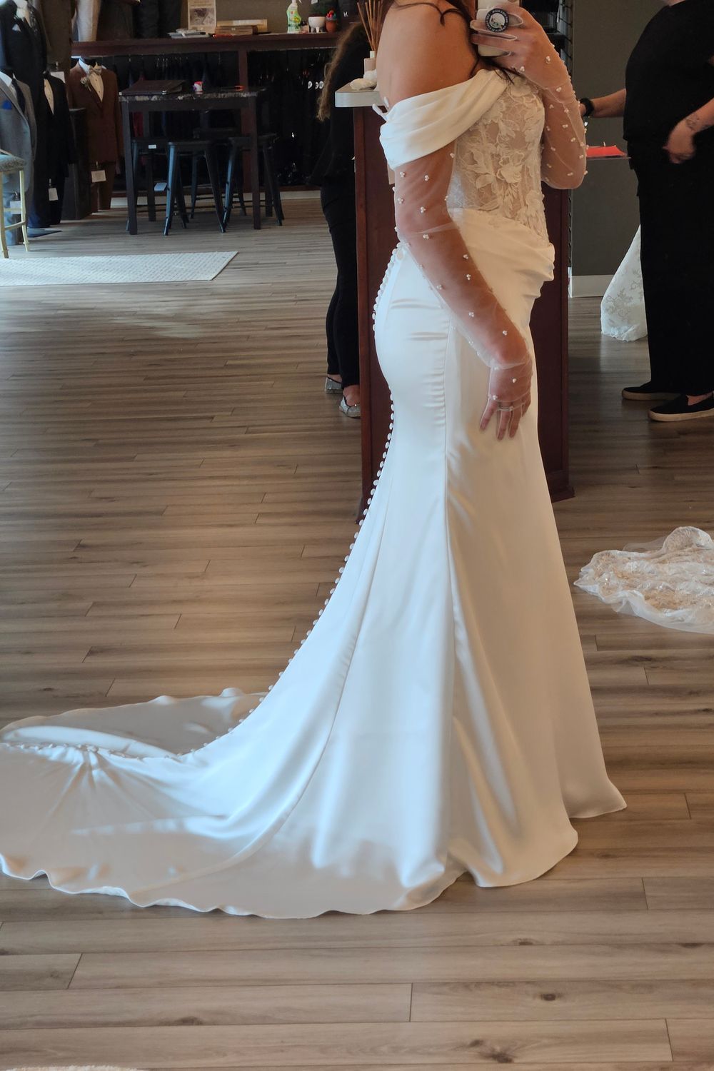 Essense of Australia D4303 6