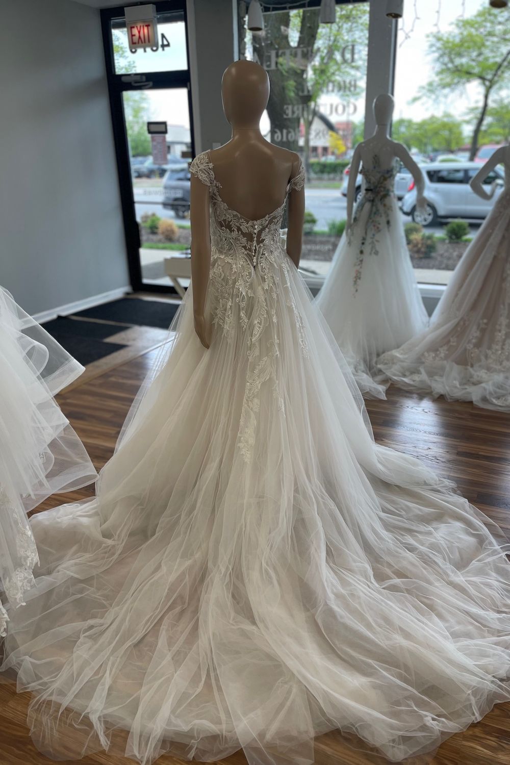 Pronovias Bromo 3