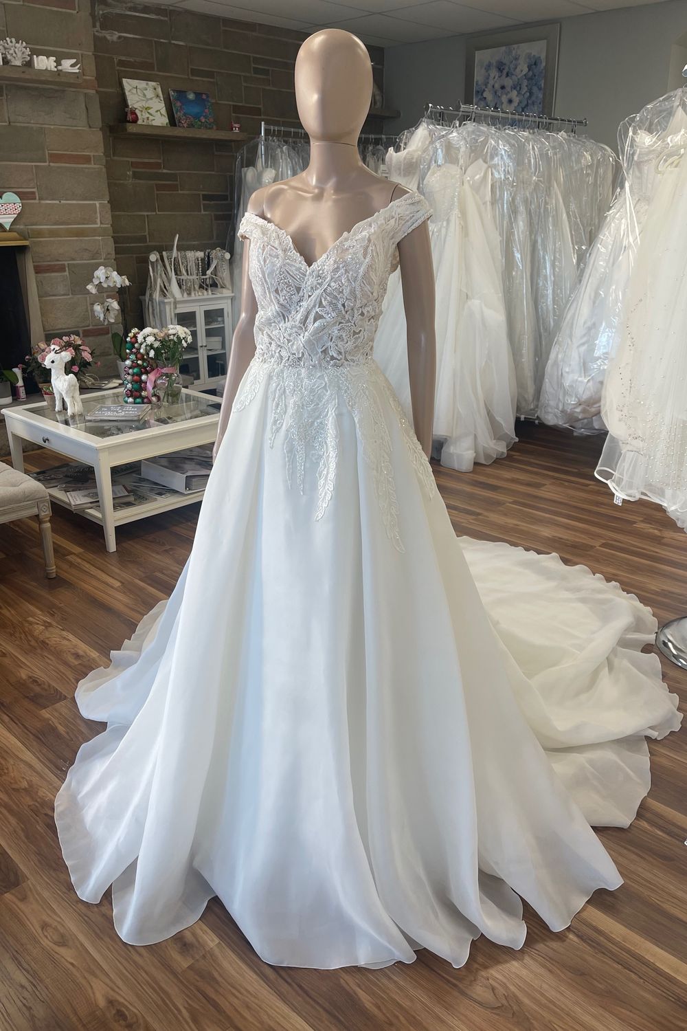 Pronovias Shilin 4