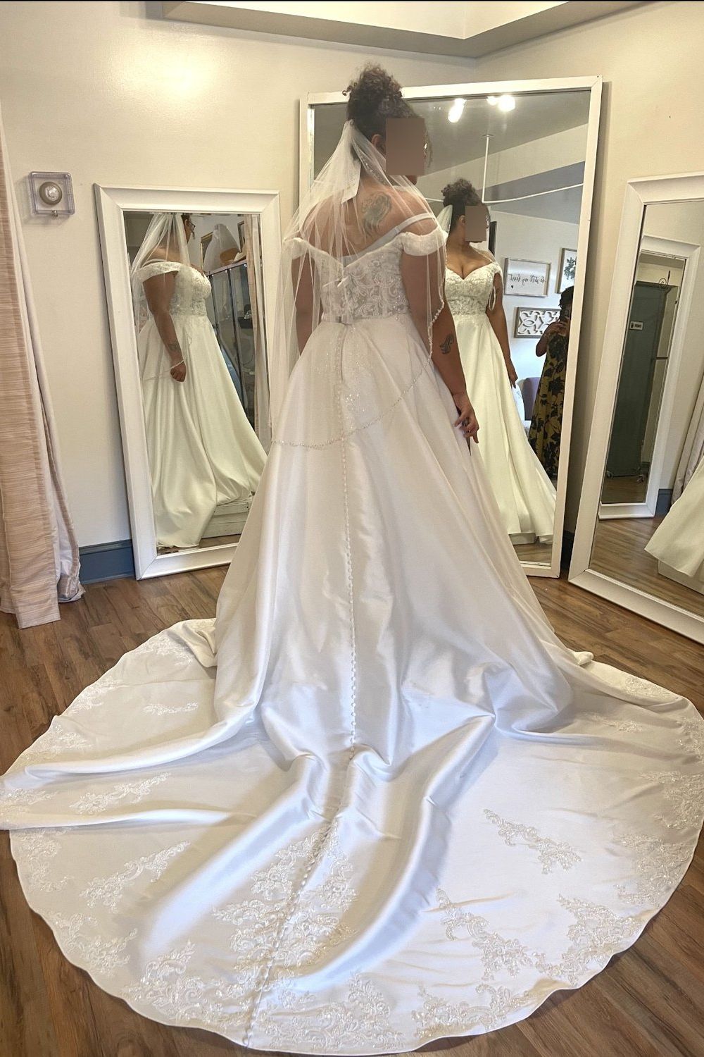 Essense of Australia D3565 Ball gown 1