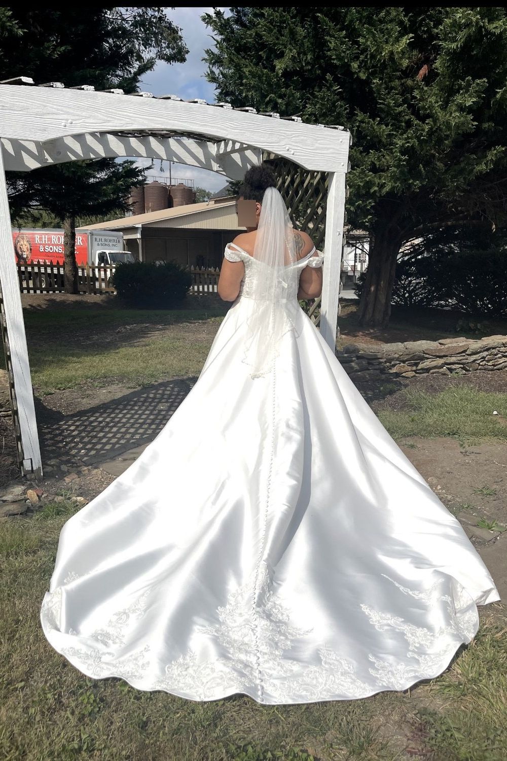 Essense of Australia D3565 Ball gown 3