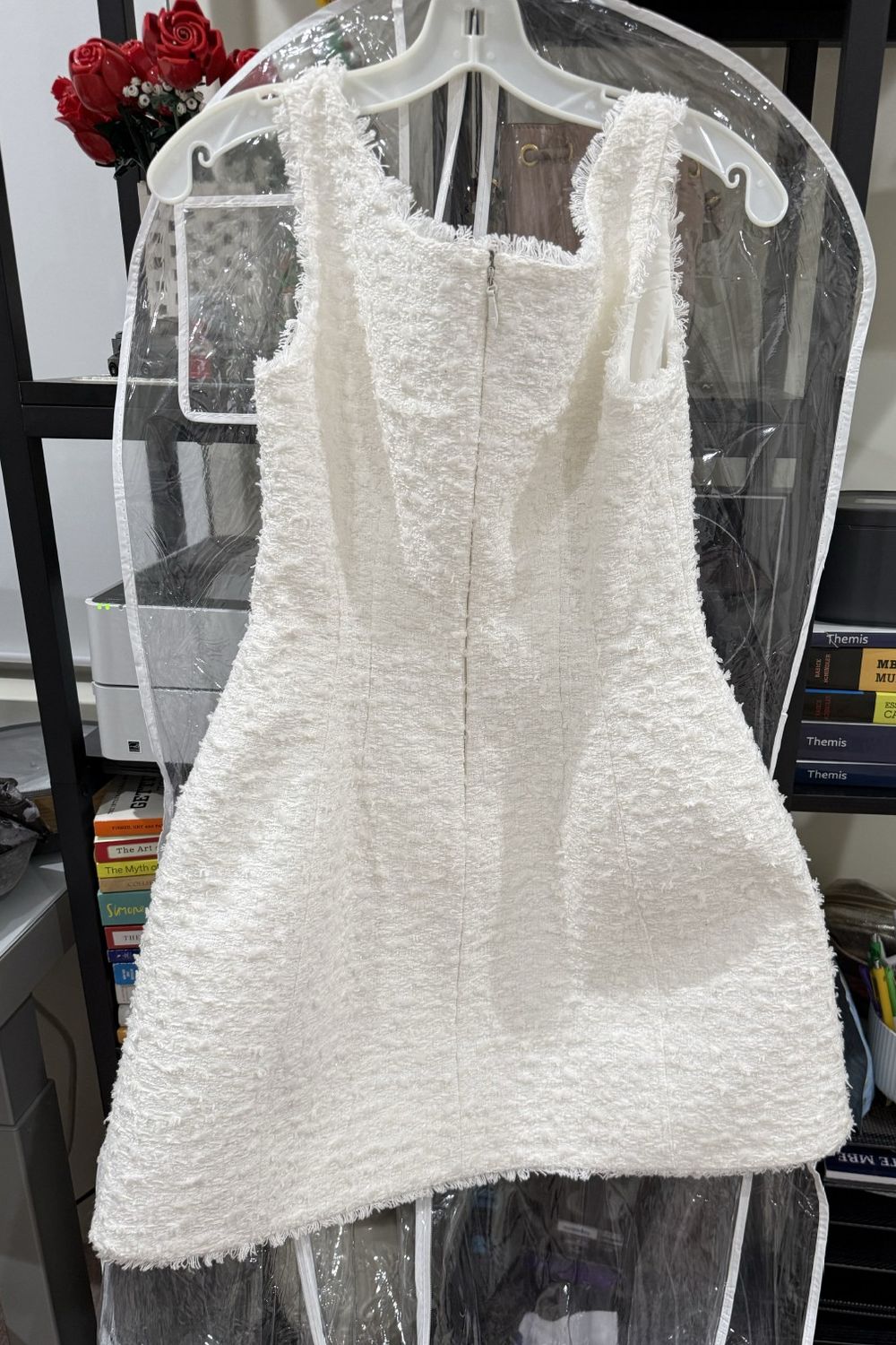 Monique Lhuillier Scoop Neck Sculpted Dress 4