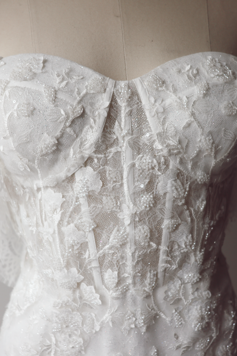 Keo Bridal Desire - Size 18 5