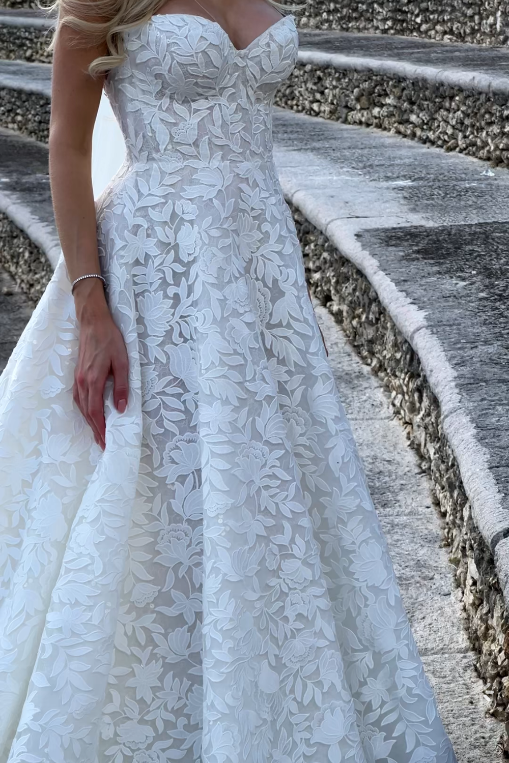 Lee Petra Grebenau Belle 6