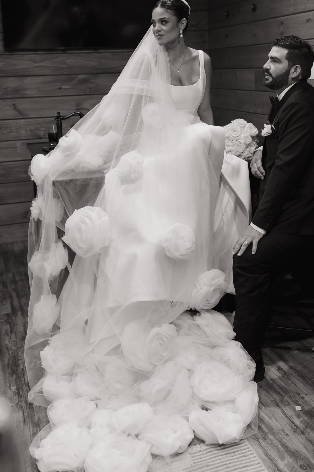 Used adrian muxica Custom Design Veil