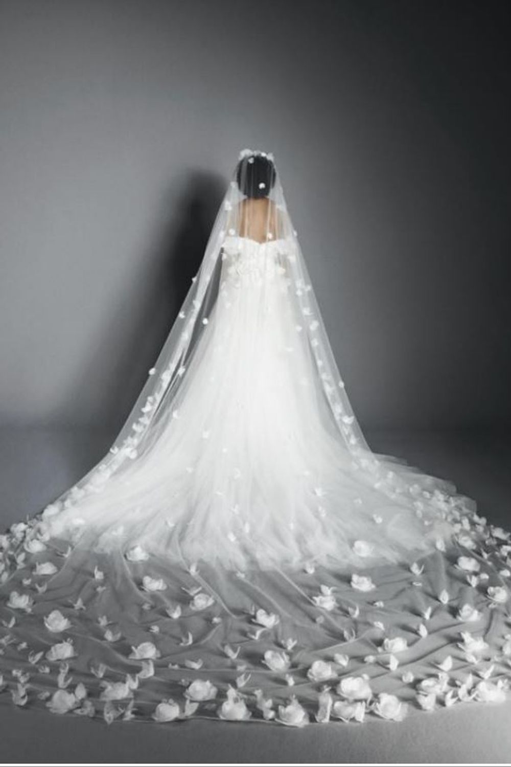 Viktor & Rolf FLOWER GARDEN VEIL 0