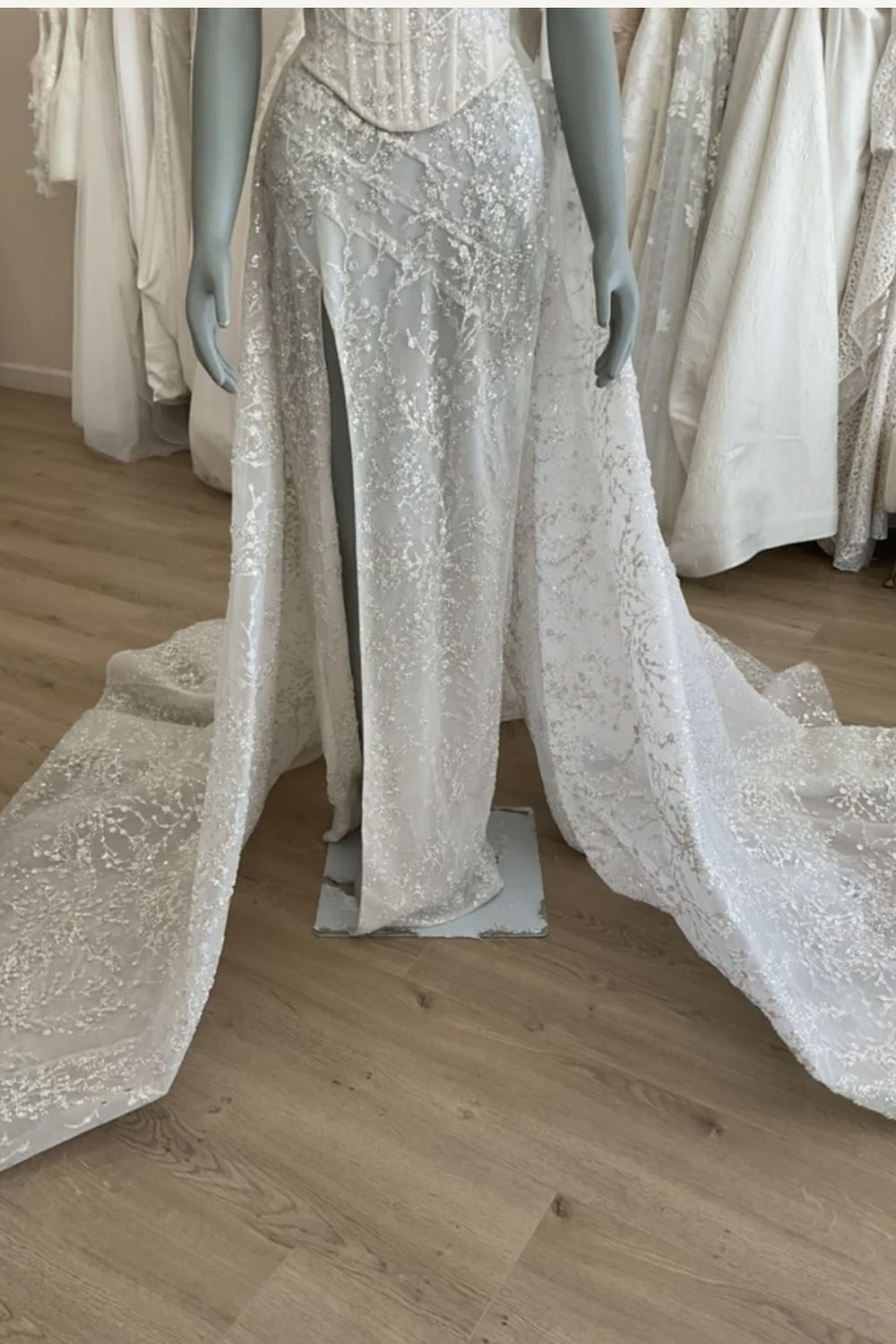 Kim Kassas Couture Elizabeth 7