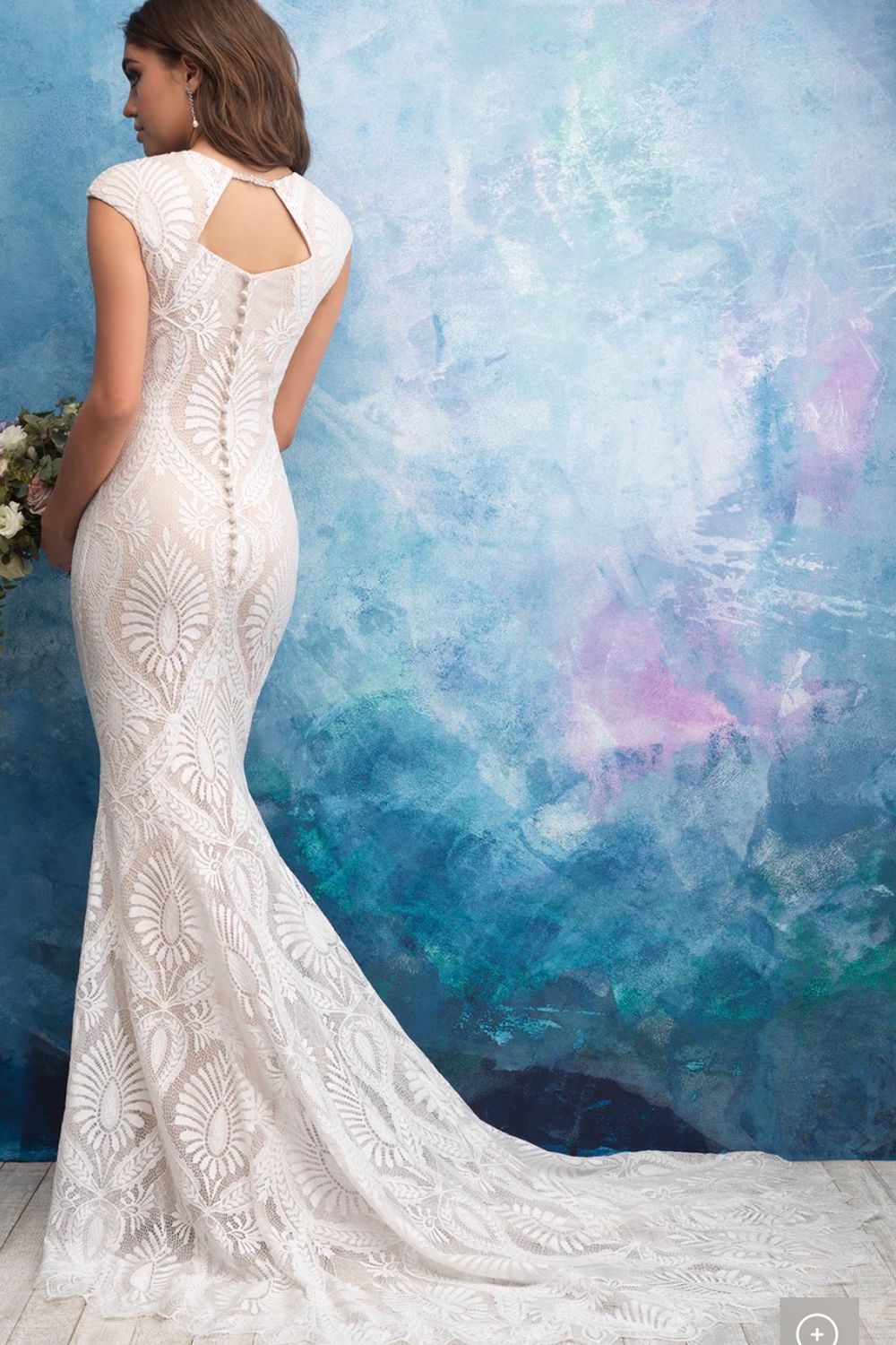 Allure Modest M604 1