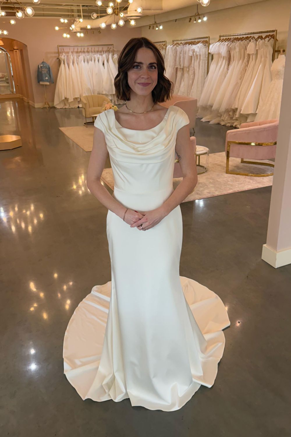 Allure Modest M751 2