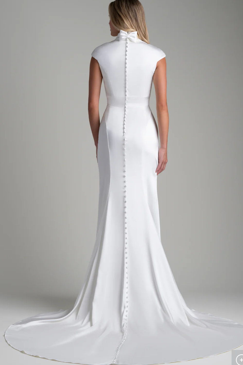 Allure Modest M755 1