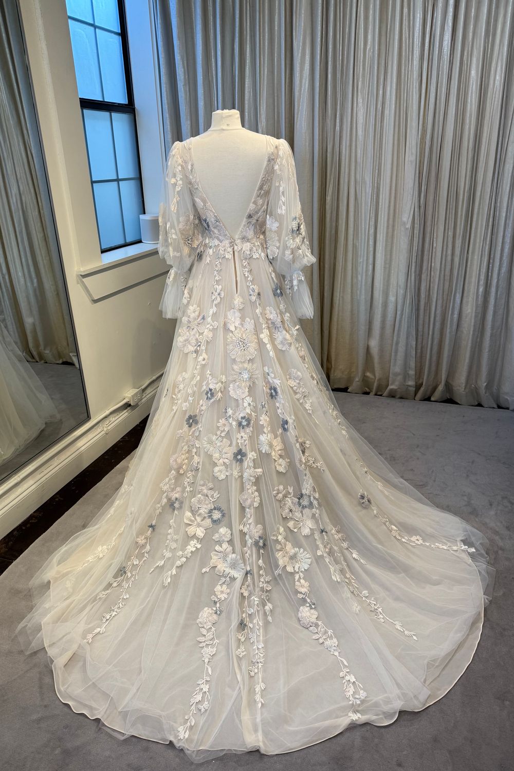 All Who Wander SAYLOR 10