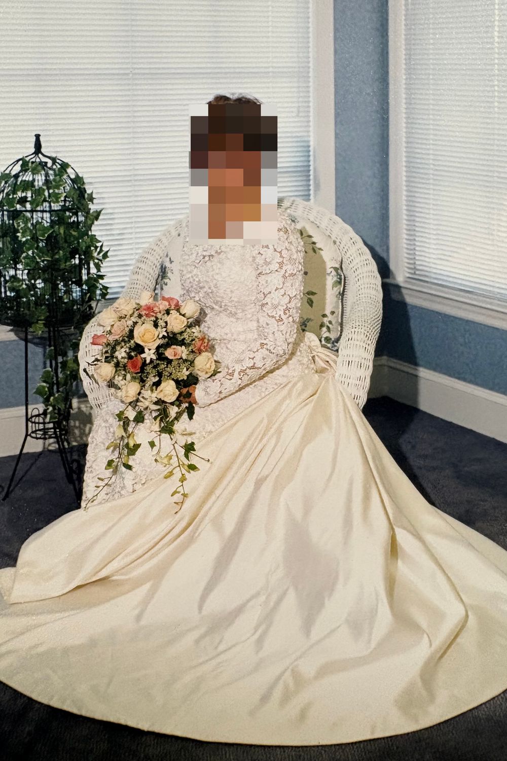 Used Romona Keveza Unknown Wedding Dress
