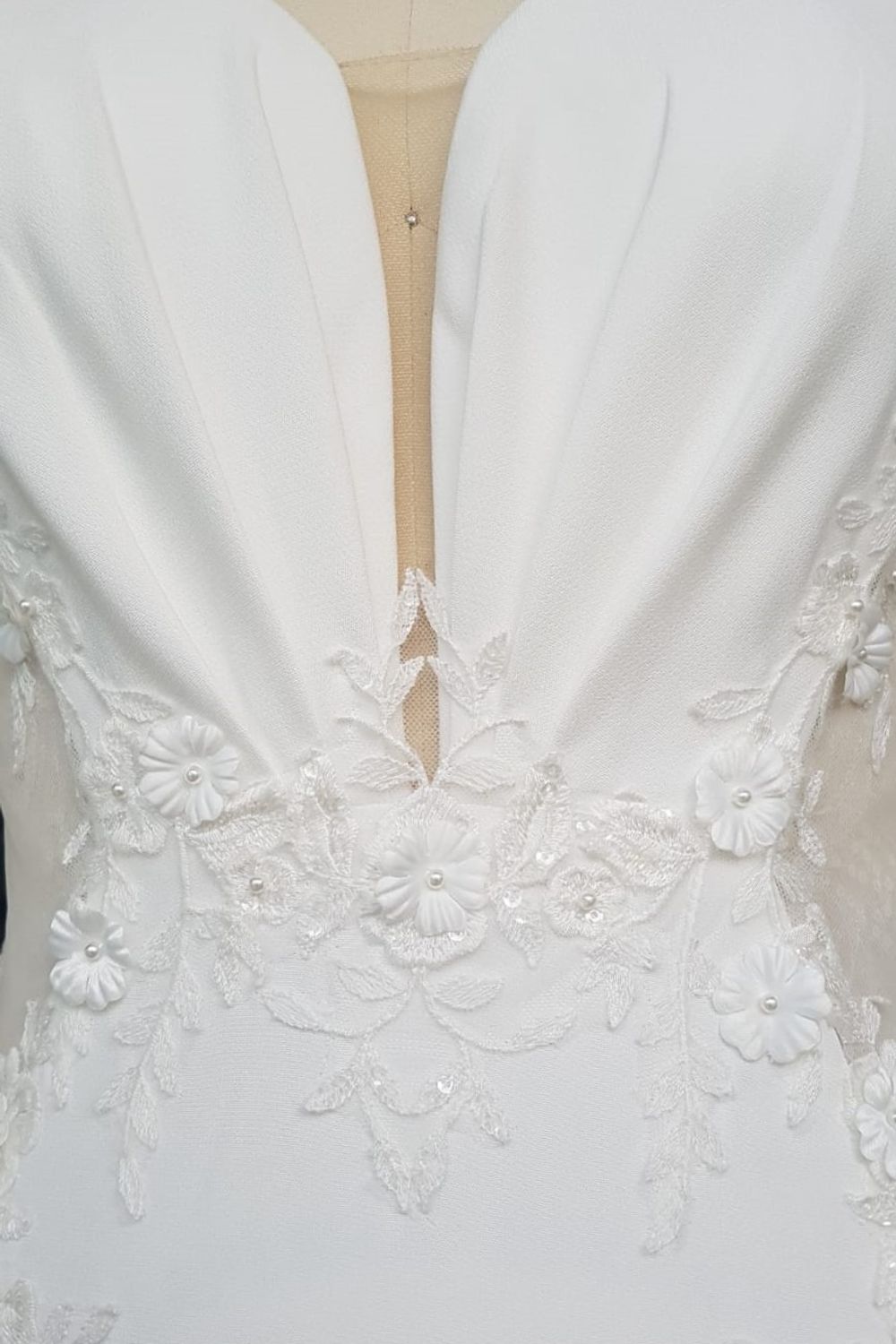 Eti Brener Fit and Flare Ivory Bridal Gown Size 6 2