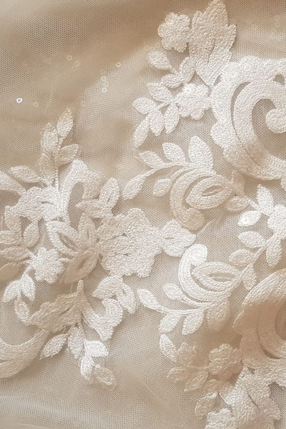 Eti Brener Timeless Ivory Lace A-Line Gown Size 6 5