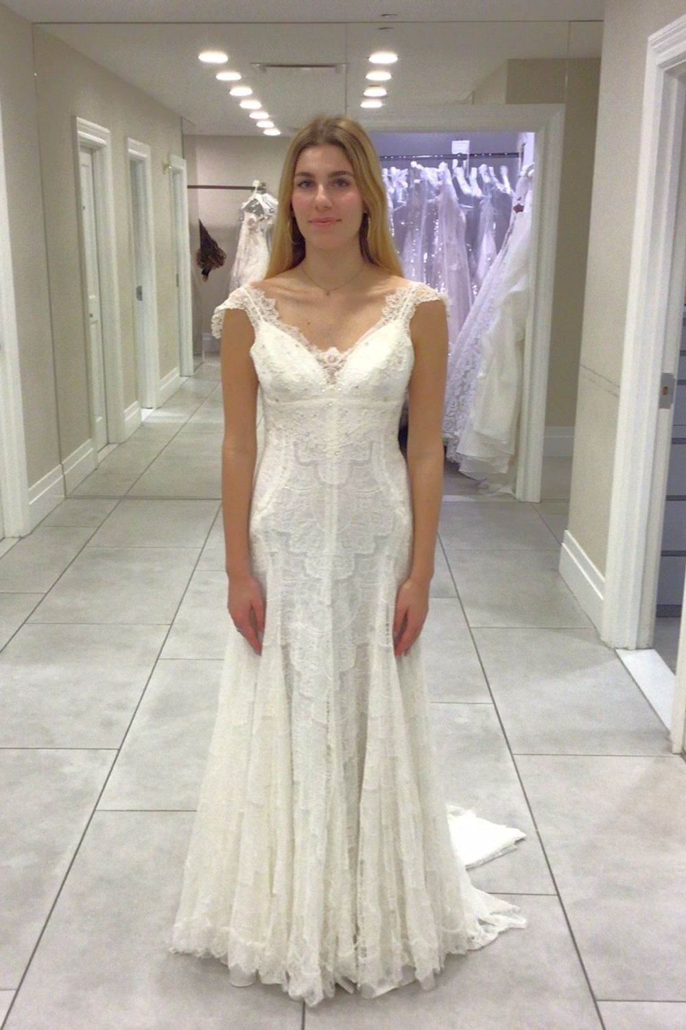 Pnina Tornai 4337 with Veil 0