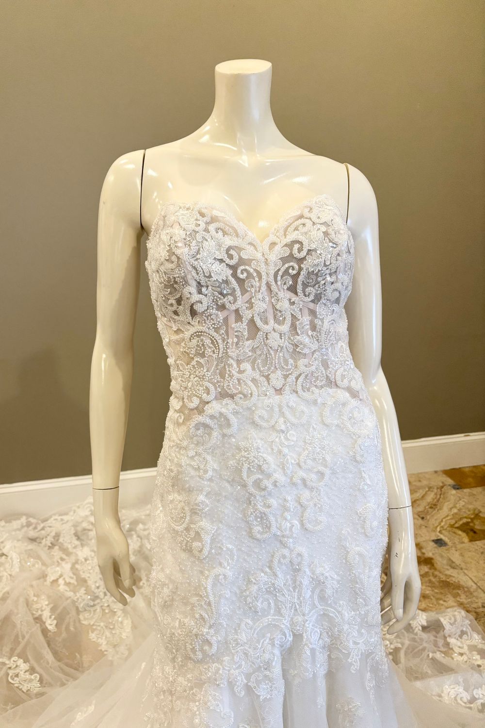 Allure Bridals 9857 4