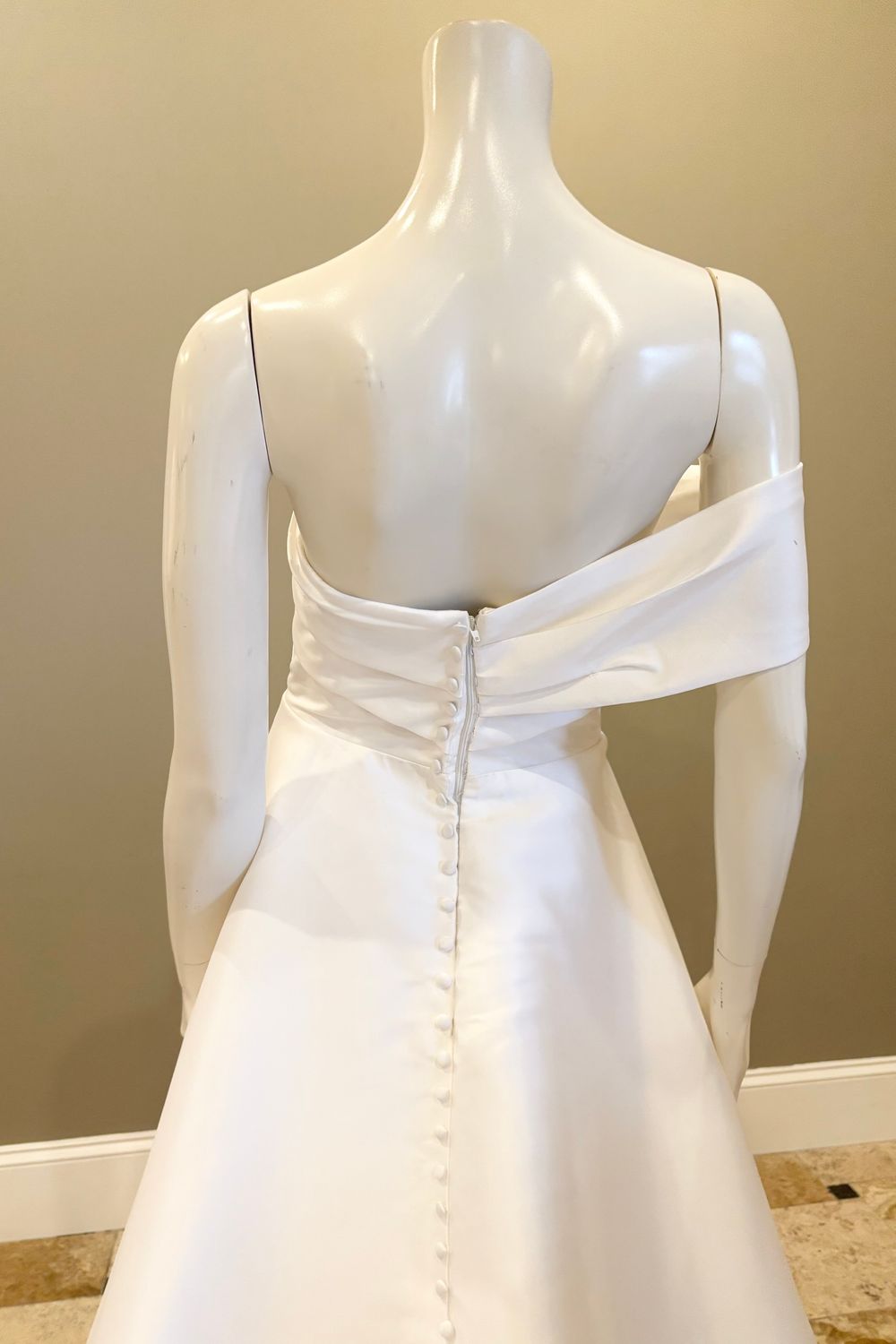 Essense of Australia D3570 7