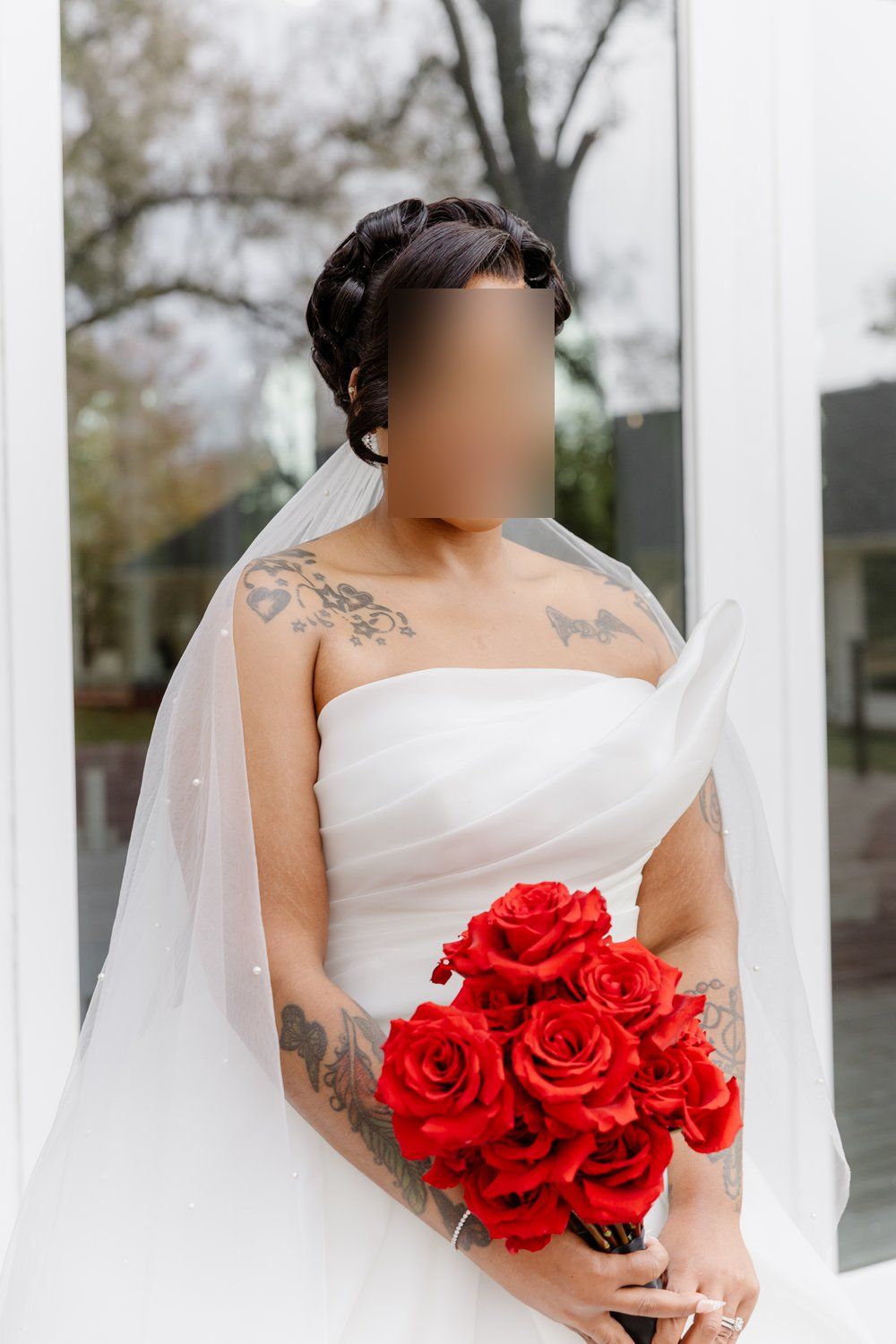 Mariana Hardwick issy 4