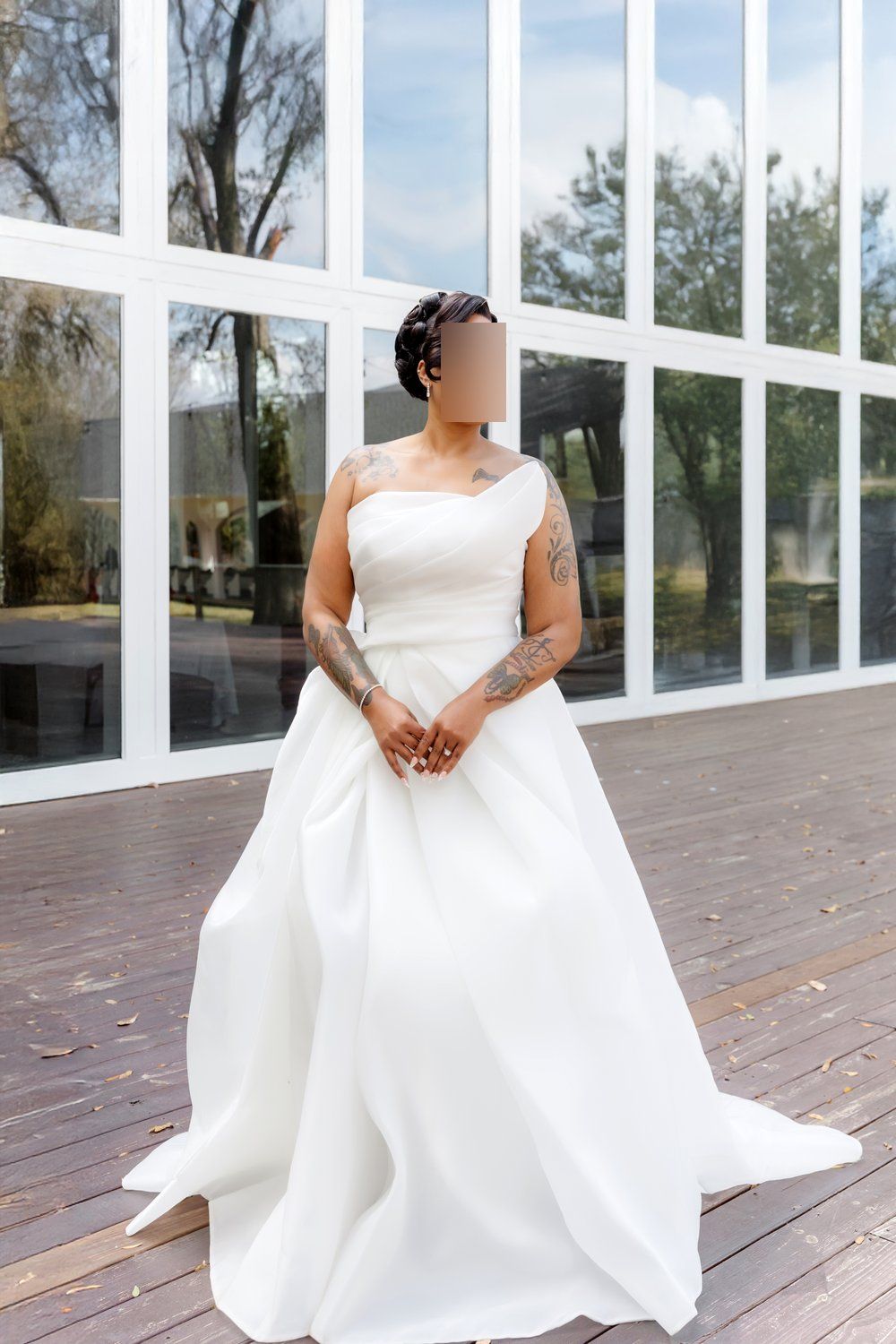 Mariana Hardwick issy 3