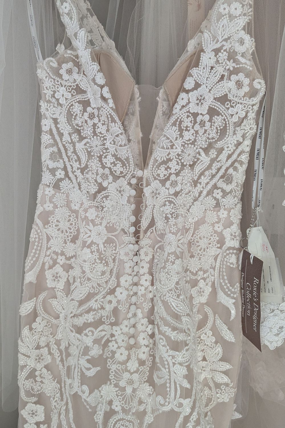 Enzoani Olinda 9