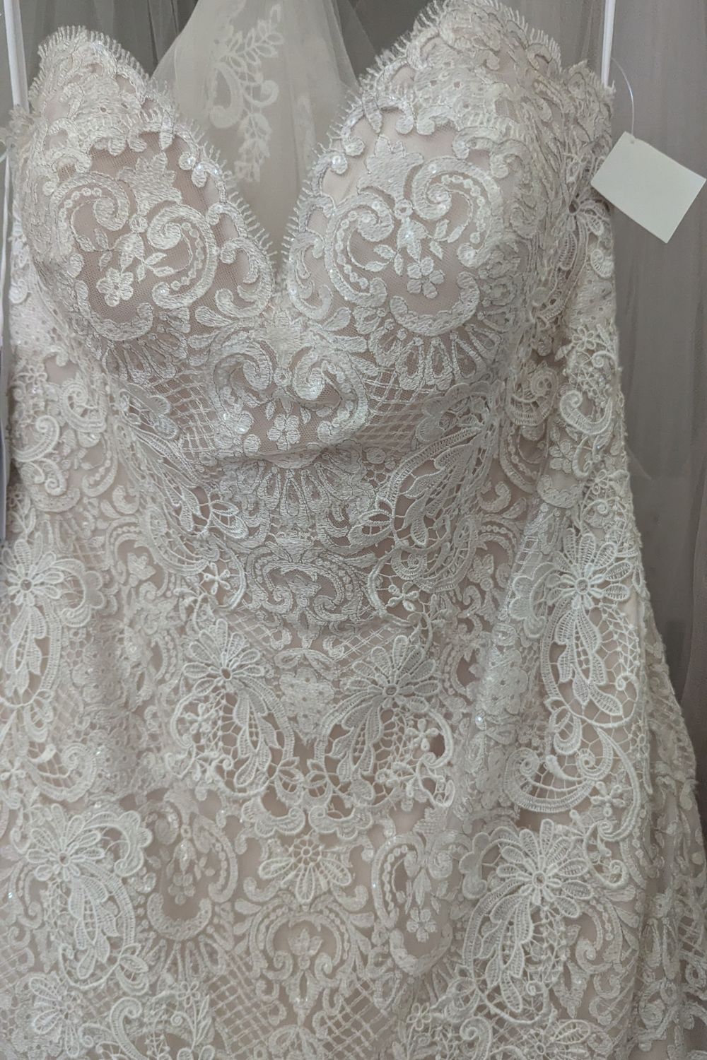 Allure Bridals 9407 4