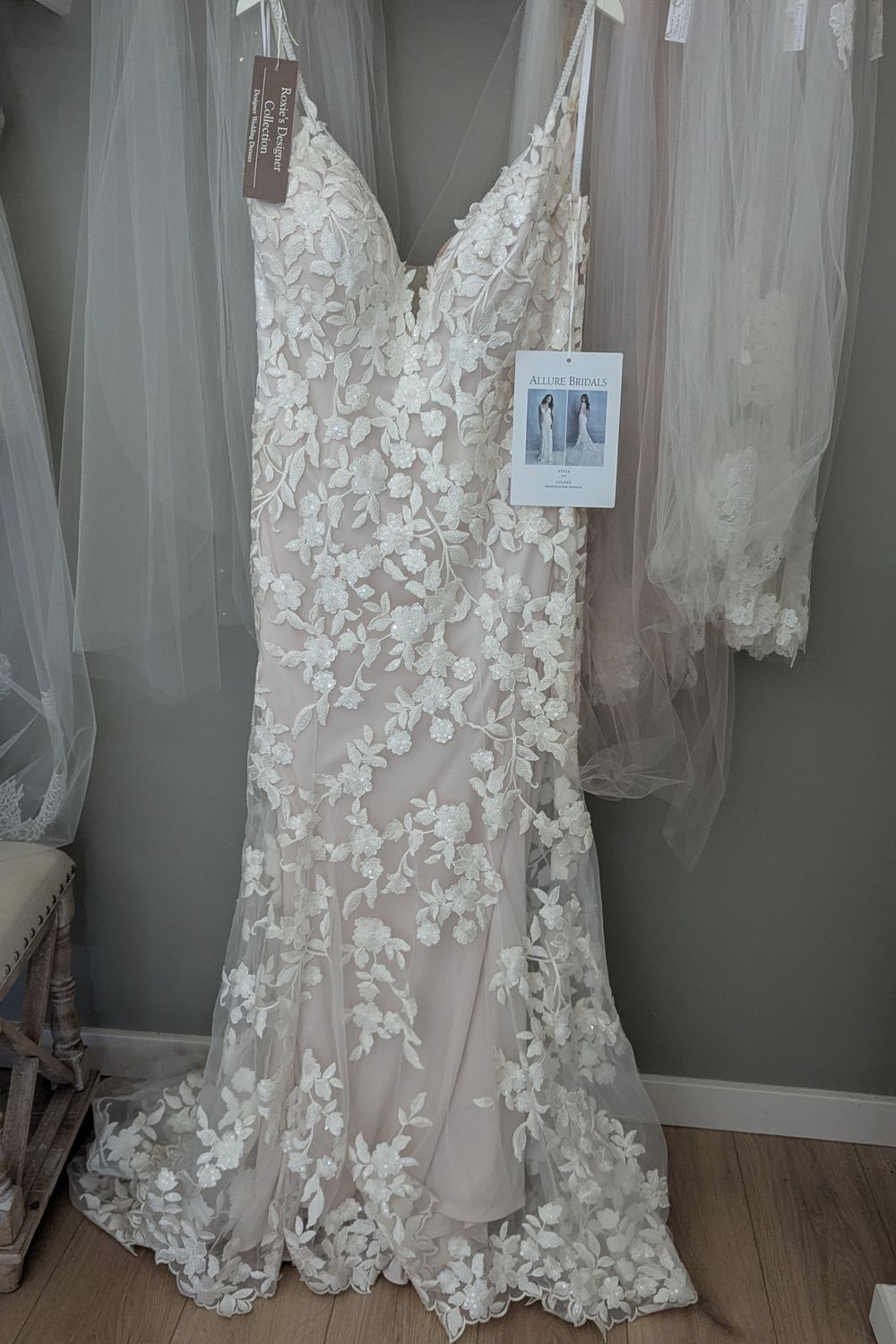 Allure Bridals 9716 4