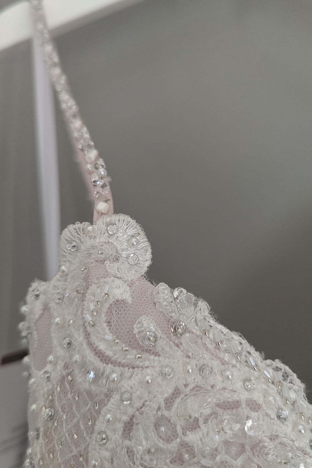 Allure Bridals 9605 5