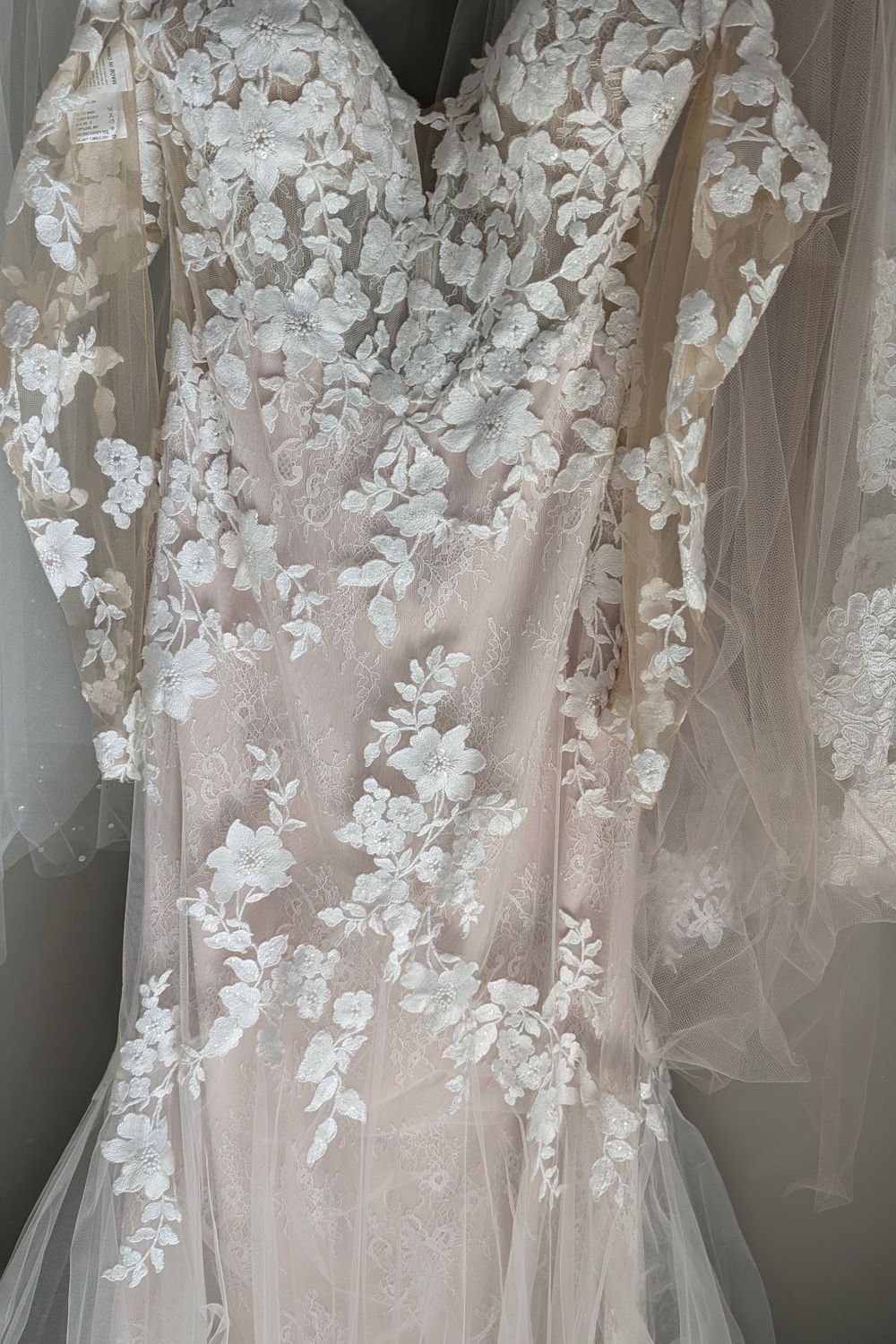 Love by Enzoani Alexa 5