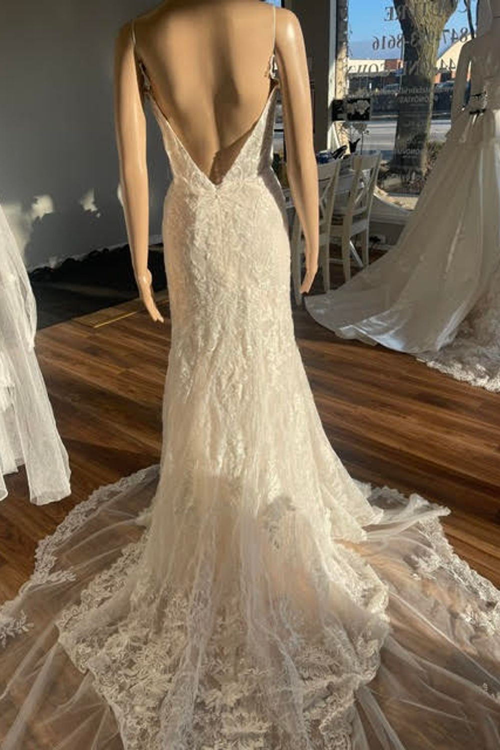 Pronovias SHANI 9