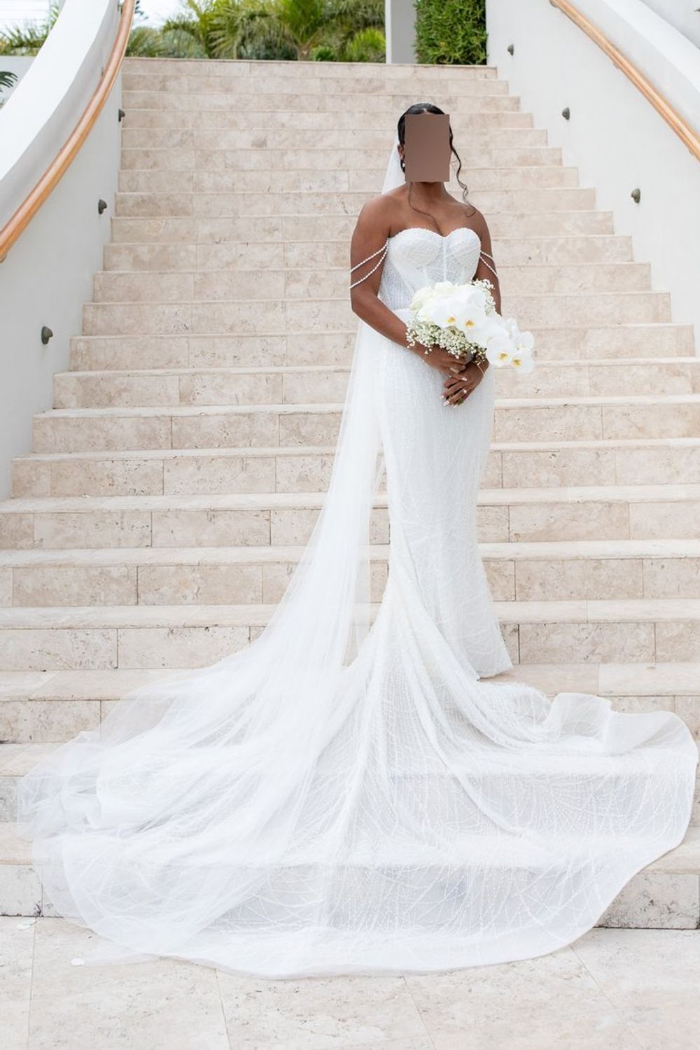 Blanche Bridal Eloise with Veil 0